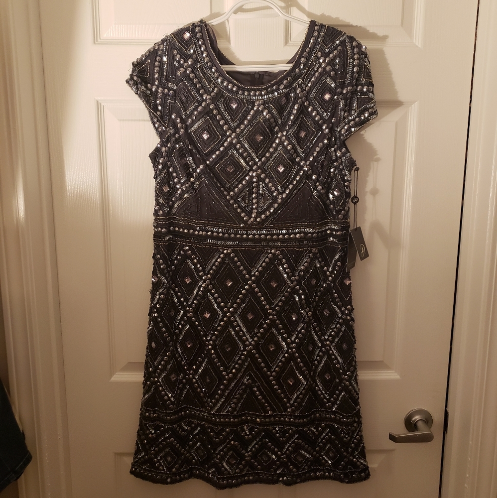 Adriana Papell Cap sleeve Beaded cocktail Dress